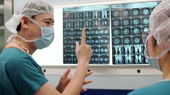 Tri ân “thế hệ vàng” cắm rễ sâu để đội ngũ kế cận thỏa chí vươn ra thế giới