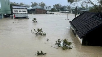 ទឹក​ទន្លេ Ba លើស​ទឹកជំនន់​ប្រវត្តិសាស្ត្រ​ជាង ១​ម៉ែត្រ ទឹក​ទន្លេ​ជាច្រើន​នៅ​កម្រិត​ប្រកាស​អាសន្ន ៣