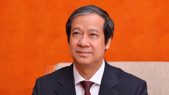 ក្តីបារម្ភរបស់រដ្ឋមន្ត្រីក្រសួងអប់រំអំពីប្រាក់បៀវត្សរ៍ ប្រាក់ឧបត្ថម្ភ និងគោលនយោបាយទាក់ទាញអ្នកមានទេពកោសល្យ