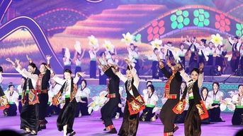 ពិធីបុណ្យទន្លេក្រហម - Lao Cai 2025៖ កន្លែងដែលទន្លេក្រហមហូរចូលប្រទេសវៀតណាម