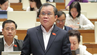 Đại biểu Quốc hội: Giáo viên chịu sức ép lớn từ các khoản thu chi ngoài học phí của nhà trường