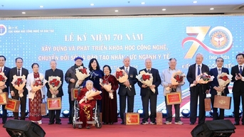 Ngành Y tế luôn trân trọng, biết ơn, tự hào về các thế hệ thầy, cô giáo, giảng viên y khoa...