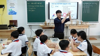 Công nghệ là đôi cánh, thầy là ngọn gió nâng ước mơ học sinh bay cao