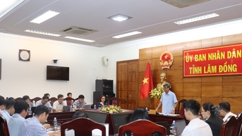 លុបបំបាត់​ឧបសគ្គ និង​ពន្លឿន​ដំណើរការ​គម្រោង​សំខាន់ៗ​នៅ​តំបន់ Lam Dong ភាគ​ខាងកើត