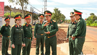 Thượng tướng Võ Minh Lương thăm, làm việc tại các đơn vị Binh đoàn 15