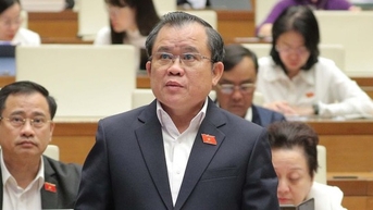 Cần công khai 100% khoản thu giáo dục để bảo vệ danh dự của người thầy