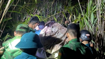 5 tiếng vượt 35km đường rừng đưa sản phụ đi cấp cứu trong đêm