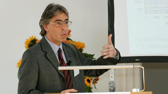 Những ‘ngôi sao khoa học’ nào sẽ tỏa sáng tại Tuần lễ VinFuture 2025?