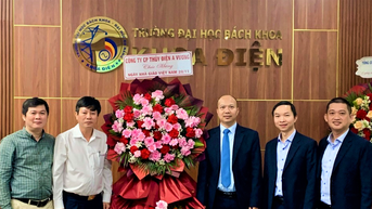 Công ty Cổ phần Thủy điện A Vương thăm, chúc mừng ngày Nhà giáo Việt Nam 20/11