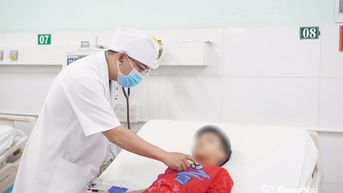 Bệnh nhi bị ngưng tim do điện giật được cứu sống ngoạn mục