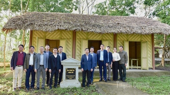 Đoàn công tác Thanh tra Chính phủ về nguồn tại Khu di tích Quốc gia đặc biệt Tân Trào