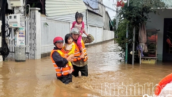 Do Vinh Ward បានជម្លៀសប្រជាជន 1,100 គ្រួសារទៅកាន់ទីជម្រកសុវត្ថិភាព។