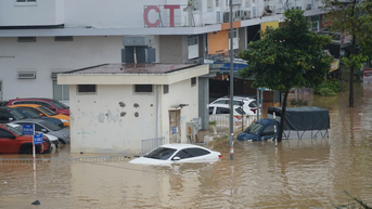 ខេត្ត Khanh Hoa ព្រមាន​ទឹកជំនន់​ជម្រៅ​ជាង ៣.៥​ម៉ែត្រ ហានិភ័យ​ខ្ពស់​នៅ​យប់​ថ្ងៃ​ទី​២០ ខែវិច្ឆិកា