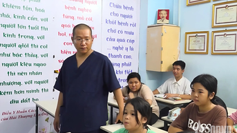 ជាងដប់ឆ្នាំនៃការបណ្តុះចំណេះដឹងដើម្បីជួយកុមារជួបការលំបាក