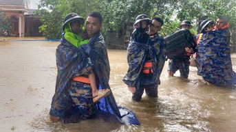 Bộ Quốc phòng: Phải vào điểm ngập sâu bằng mọi cách, không để dân bị cô lập