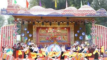 Khơi dậy niềm tự hào, phát huy giá trị Di sản văn hóa Đất Tổ