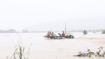 Thời tiết ngày 21/11: Lũ trên các sông từ Huế đến Khánh Hòa đang xuống