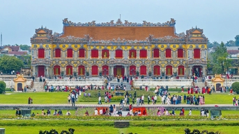 ភ្ញៀវទេសចរណ៍ជិត 120 ពាន់នាក់មក Hue ក្នុងឱកាសបុណ្យចូលឆ្នាំថ្មី។