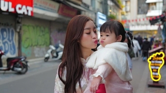 도미린 양의 아기가 설 연휴에 사랑스러운 표정으로 팬들의 마음을 사로잡았다.