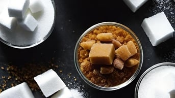 Dịp tết, thay đường cát bằng đường phèn, dùng có mát hơn?