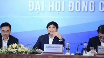 Tài sản gia đình tỉ phú Trần Đình Long "bốc hơi" gần 2.800 tỉ đồng sau tuyên bố từ ông Trump