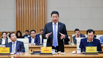 Chủ tịch FPT đề xuất thực hiện 'bình dân AI vụ'