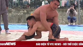 Xem 'quỷ lùn' Đào Hồng Sơn đấu vật 'người khổng lồ' cao gần 2m, nặng hơn 100kg