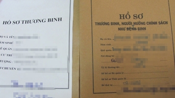 Khó thu hồi 2,4 tỉ đồng đã chi sai cho "người có công"