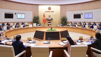 Thi đua đạt mục tiêu tăng trưởng 9,0%
