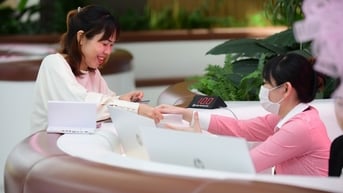 Techcombank trả lương tổng giám đốc người nước ngoài gần 26 tỉ đồng năm 2024