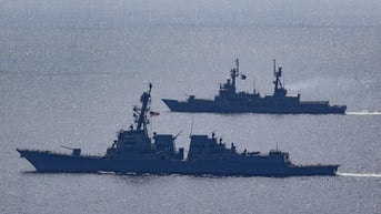 Philippines muốn mua 2 tàu ngầm, hé lộ hoạt động chung với Mỹ ở Biển Đông