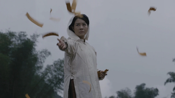 Sức hút "Đèn âm hồn": Không ngôi sao phòng vé vẫn soán ngôi Trấn Thành?