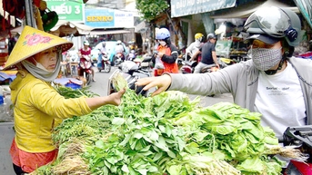 Nâng mức giảm trừ gia cảnh: Không thể chậm trễ hơn
