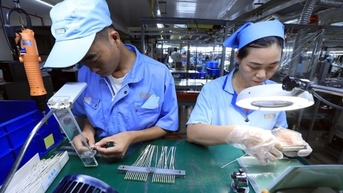Cơ hội tận dụng làn sóng dịch chuyển đầu tư, thương mại