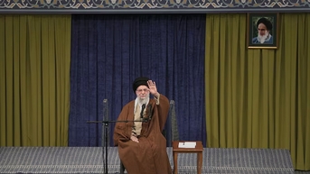 Iran thúc đẩy phát triển quân đội sau lời đe dọa của Mỹ