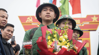 Nô nức lên đường nhập ngũ