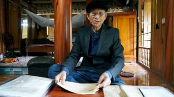 Cụ ông ở Thanh Hóa 40 năm sưu tầm tư liệu quý, giữ gìn 'hồn cốt' chữ Thái cổ