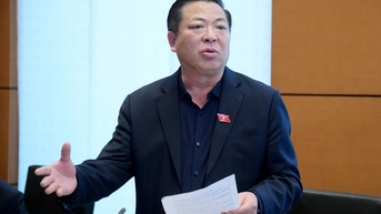 83억 달러 규모의 철도는 장기적인 전략적 프로젝트입니다.