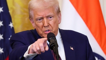 Chính quyền ông Trump ra lệnh sa thải nhân viên tập sự ở các cơ quan liên bang?