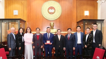 ភ្ជាប់ទំនាក់ទំនងវៀតណាមនៅឯបរទេស ដើម្បីរួមចំណែកកសាងមាតុភូមិ