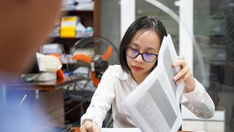 Bộ Chính trị yêu cầu hoàn thiện thể chế để 'không thể tham nhũng'