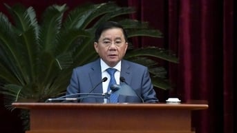 Bộ Chính trị yêu cầu cán bộ, đảng viên phải trọng liêm sỉ, danh dự, không tham nhũng, lãng phí