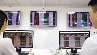 Đo dư địa tăng trưởng của các công ty chứng khoán