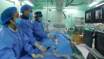 Người phụ nữ nhập viện với nhịp tim lên đến 160 lần/phút, liên tục ngất