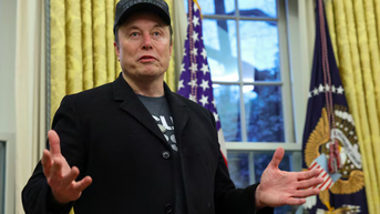 Tỷ phú Elon Musk sắp phát hành chatbot "thông minh nhất trên trái đất"