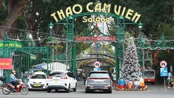 Doanh thu và lợi nhuận giảm mạnh