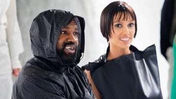 Cuộc sống của Bianca Censori trước khi là bà vợ thị phi của Kanye West