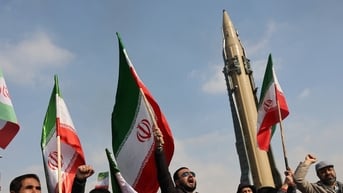 Iran đáp trả sau khi Israel dọa tung đòn kết liễu