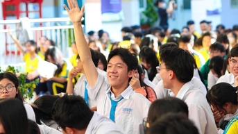 Valedictorians ចែករំលែកពីរបៀបកំណត់គោលដៅសម្រាប់ការប្រឡងសញ្ញាបត្រមធ្យមសិក្សាទុតិយភូមិ