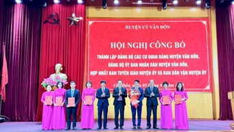 Vân Đồn: Sắp xếp, tinh gọn bộ máy